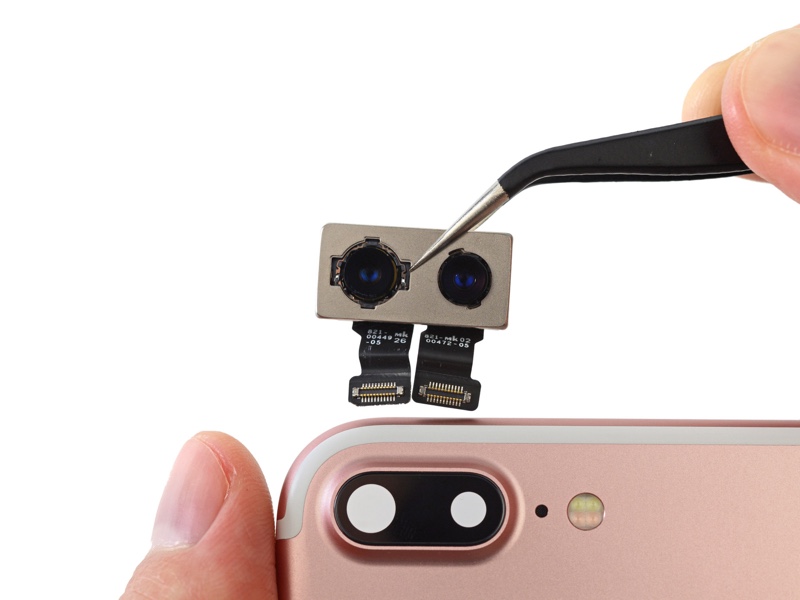 ifixit_iphone_7_plus_teardown_back_camer