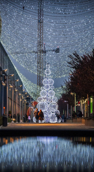 Wallpaper Weekends: Shopping in Italy Before Christmas for Mac, iPad, iPhone, Apple Watch Wallpaper Weekends: Shopping in Italy Before Christmas for Mac, iPad, iPhone, Apple Watch