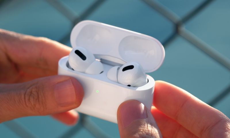 Стоит ли покупать airpods pro в 2021