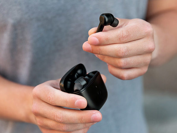 MacTrast Deals: xFyro Active Noise Cancelling AI-Powered Wireless Earbuds